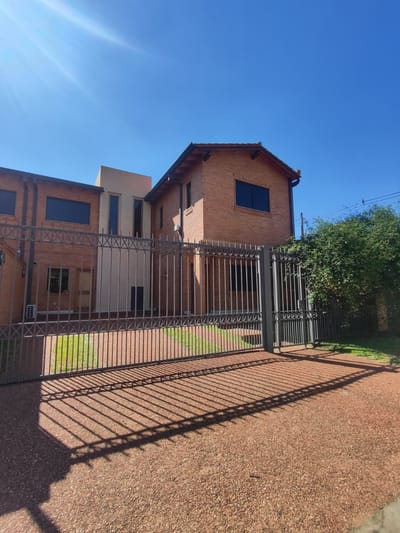 DÚPLEX EN ALQUILER – ZONA MARISCAL ESTIGARRIBIA (ASUNCIÓN)