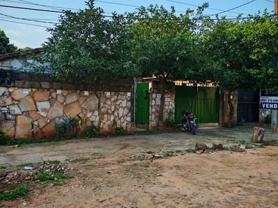 VENDO CASA EN LUQUE - LAURELTY