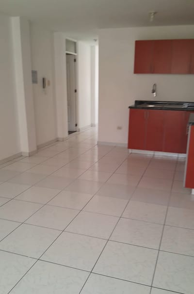 Venta Dpto de 3 dorm 3er P. 69.8m2 en US$ 76,000 