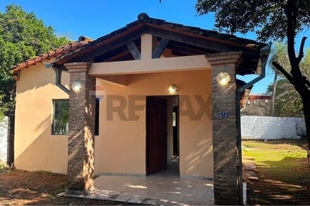 CASA EN ALQUILER | BARRIO SANTA LIBRADA – ASU.