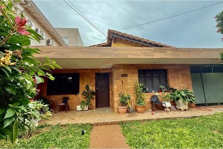 Casa - Alquiler - Paraguay Asunción Las Lomas (Carmelitas)