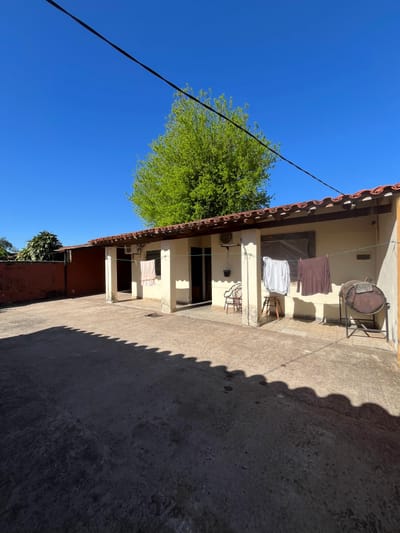 ZONA ACCESO SUR - EN VENTA CASA TODA EN PLANTA BAJA DE 150M2 