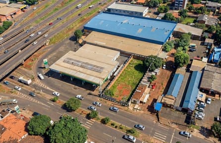 Vendo terreno sobre importante avenida comercial en Ciudad del Este (Km 4)