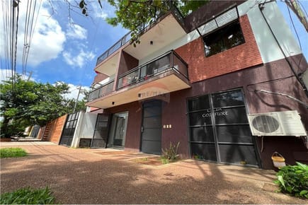  CASA EN VENTA 4 DORMITORIOS EN YCUA SATI