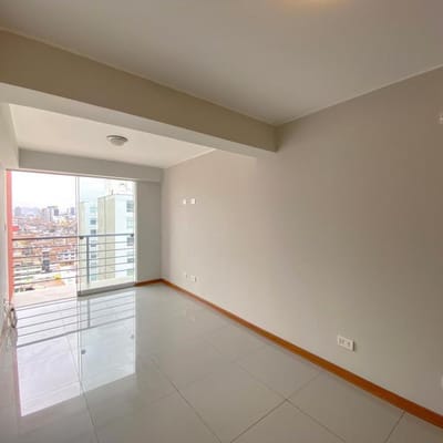 SE VENDE DEPARTAMENTO DE DOS DORMITORIOS CON COCHERA EN SURQUILLO
