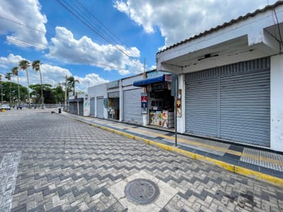 Terreno Comercial, en Mercado Los Posos