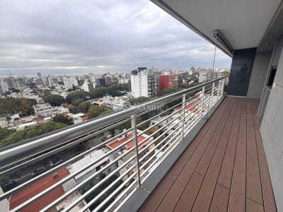 A Pasos Del Golf Amoblado, Piso Alto - Excelente Terraza Con Parrillero