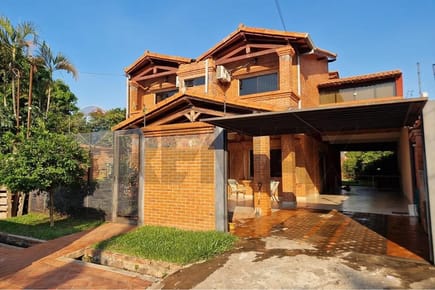 VENDO CASA EN FERNANDO DE LA MORA