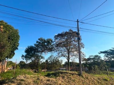Venta Terrero De Gran Dimensión En Luque, Barrio Jhugua De Seda