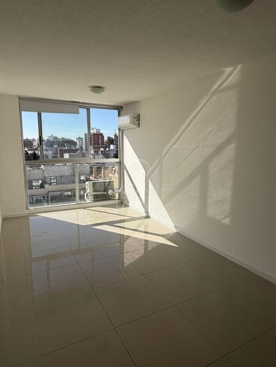 POCITOS REF LD2188  Monoambiente en alquiler (26 de Marzo y Pereira de la Luz)
