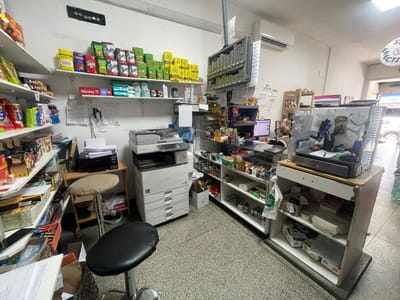CENTRO REF EL1602 VENTA LLAVE DE LOCAL en (Av. Uruguay y Rio Negro) PRECIO USD 89.000