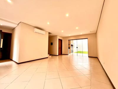 En venta duplex  en Villa Aurelia