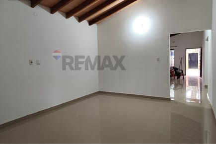 Casa - Alquiler - Ñemby, Central, Paraguay