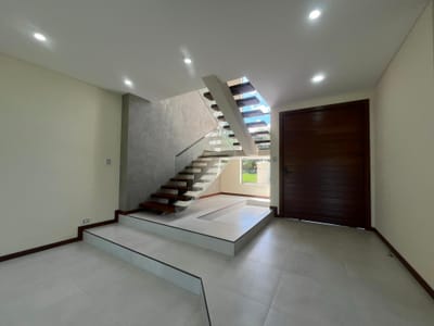 Casa en Condominio Privado Zona Norte, Av. Banzer