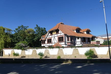 Casa en Venta Sobre Av. Belgrano Esquina Av. Membrillos