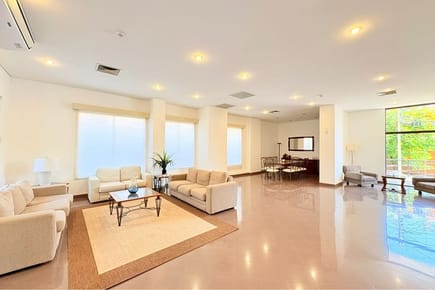 Departamento-Alquiler-Mcal Estigarribia, Ciudad Nueva, Asunción
