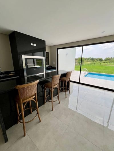 CASA EN SURUBI I AMOBLADA