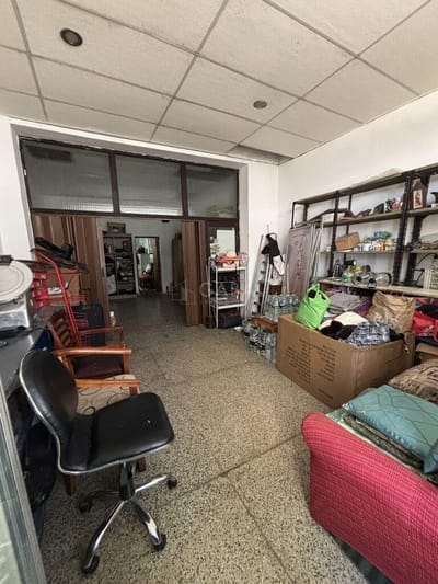 Local comercial + apartamento de 1 dormitorio
