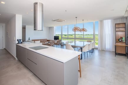 Departamento de 3 Habitaciones Amoblado con Playa en Condominio Pueblo Del Rio 