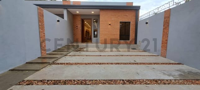 ALQUILO HERMOSO DUPLEX A EXTRENAR EN LAMBARE