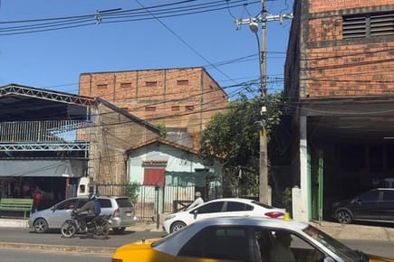 Terreno Comercial en Asunción sobre asfalto