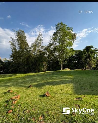 Vendo 2 terrenos de 1.000 m² en Paraná Country Club – vista al río Acaray