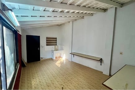 Casa-Venta-Avda. Gral Santos c Dr. Enrique de Gandia, San Vicente, Asunción