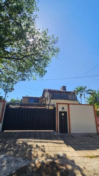 VENDO DUPLEX DE 3 HABITACIONES EN BARRIO SAN VICENTE