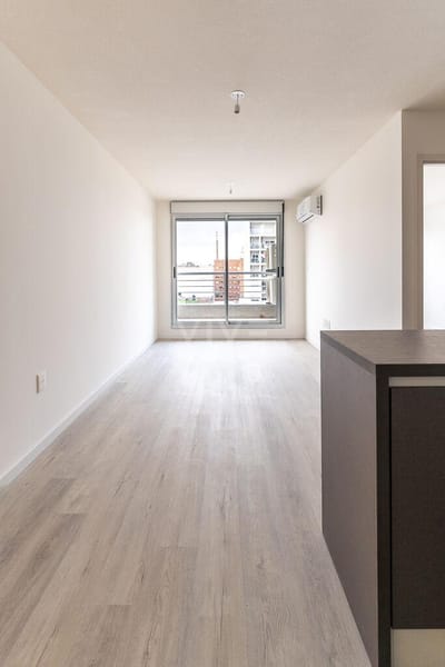 Apartamento alquiler 1 dormitorio, Barrio Sur. 406.