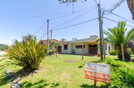 CASA LOS ANGELES MALDONADO EL ABUELO  I CA101502  2 DORMITORIOS 1 BAÑOS