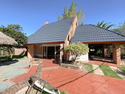 CASA COUNTRY MALDONADO EL QUINCHO CA101877  3 DORMITORIOS 2 BAÑOS