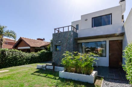 CASA LOS ANGELES MALDONADO EMMA CA102032  2 DORMITORIOS 2 BAÑOS