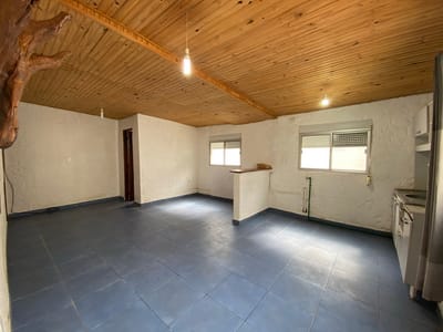 CASA CENTRO MALDONADO LA CINCO CA102371  2 DORMITORIOS 2 BAÑOS