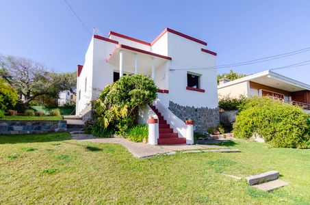 CASA PUNTA COLORADA MALDONADO SANTA RITA CA200062  2 DORMITORIOS 1 BAÑOS