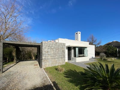 CASA PUNTA COLORADA MALDONADO LA SERENA CA200324  2 DORMITORIOS 2 BAÑOS