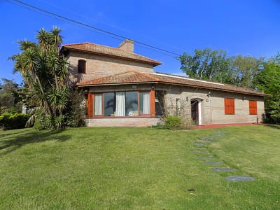 CASA SOLIS MALDONADO TRAMONTO CA301119  3 DORMITORIOS 3 BAÑOS