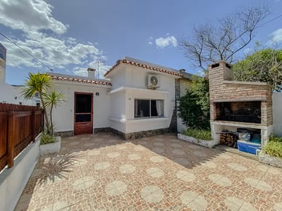 CASA CENTRO MALDONADO SIMON CA500774  2 DORMITORIOS 1 BAÑOS