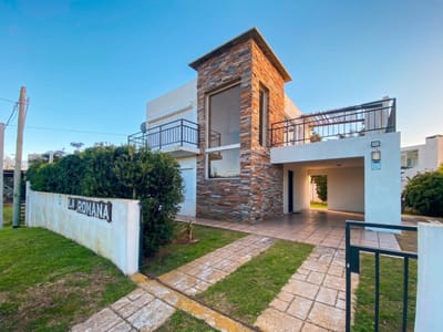 CASA PUNTA COLORADA MALDONADO LA ROMANA CA501324  2 DORMITORIOS 2 BAÑOS