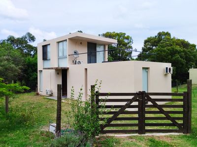 CASA PLAYA VERDE MALDONADO SIETECOLORES CA501410  2 DORMITORIOS 1 BAÑOS