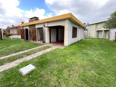 CASA PROA AL MAR MALDONADO  CA501774  3 DORMITORIOS 2 BAÑOS