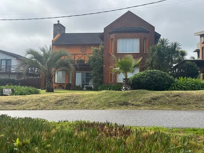 CASA SAN FRANCISCO MALDONADO MATILDE CA501815  3 DORMITORIOS 2 BAÑOS