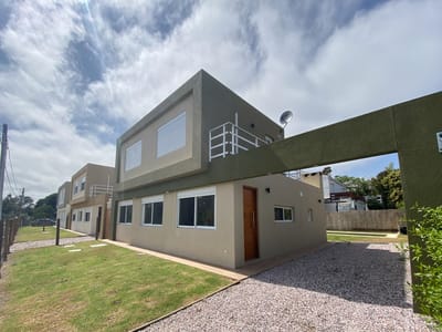 CASA PUNTA COLORADA MALDONADO MARINA CA501917  3 DORMITORIOS 2 BAÑOS