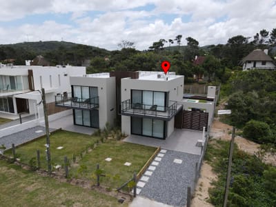 CASA SAN FRANCISCO MALDONADO THE THING II CA502015  3 DORMITORIOS 3 BAÑOS