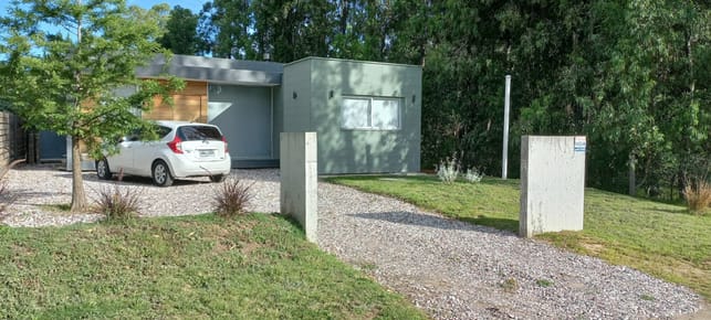 CASA BELLA VISTA MALDONADO  CA502218  2 DORMITORIOS 1 BAÑOS