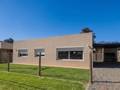 CASA COUNTRY MALDONADO LAS PALMAS IV CA502598  3 DORMITORIOS 2 BAÑOS