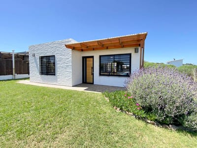 CASA PUNTA NEGRA MALDONADO AGUA CLARA CA502620  3 DORMITORIOS 2 BAÑOS