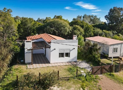 CASA PLAYA HERMOSA MALDONADO MOLINA CA502628  2 DORMITORIOS 1 BAÑOS
