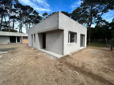 CASA COUNTRY MALDONADO TERRA II CA502900  2 DORMITORIOS 2 BAÑOS