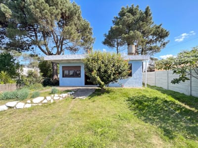 CASA COUNTRY MALDONADO MALVA ROJA CA502947  2 DORMITORIOS 1 BAÑOS