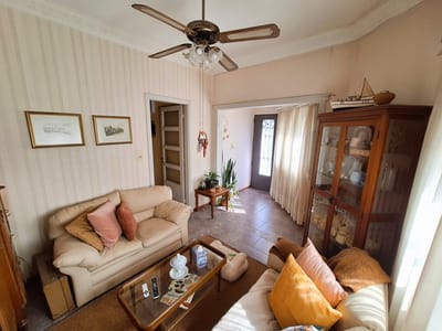 CASA JACINTO VERA MONTEVIDEO NUEVOCENTRO CA502954  3 DORMITORIOS 2 BAÑOS